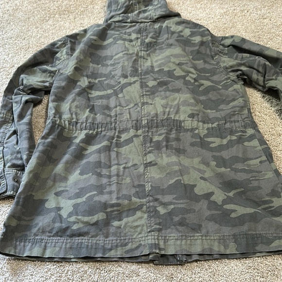 Universal Thread Camo Utility Jacket Large Hooded - Picture 7 of 7